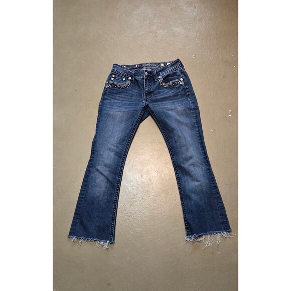 Miss Me Mid Rise Raw‎ Hem Bootcut Jeans Women's Size 27 - Picture 1 of 4